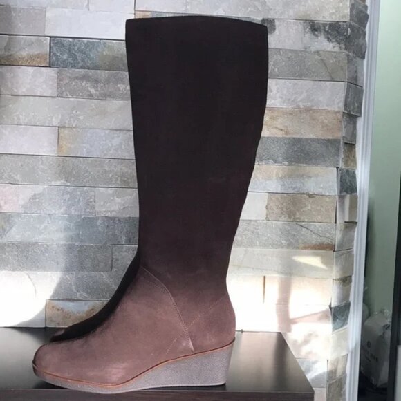 AEROSOLES Women's Binocular Wedge Boot - Picture 2 of 6